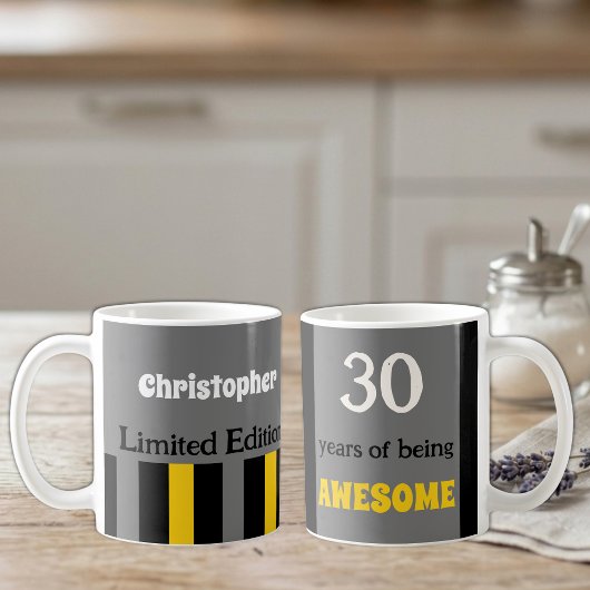 Mug 30 ans de folie nom gris jaune
