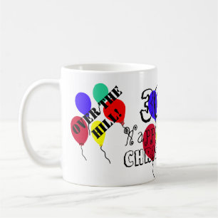 Mug 30e Anniversaire Au-Delà de la Colline Nom N'IMPOR