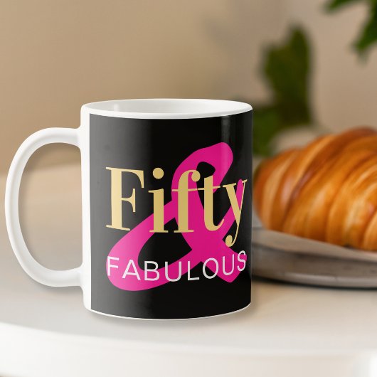 Mug 50e anniversaire Cinquante et fabuleux rose chaud