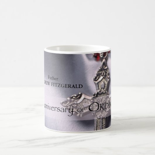 Mug 50e personnalisation Nom de l'ordre Anniversaire C (Centre)