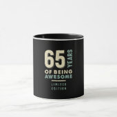 Mug 65 ans d'être génial - 65e anniversaire (Centre)