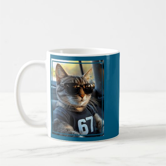 Mug 67 And Still Cool Funny Birthday Meme Cat  (Gauche)