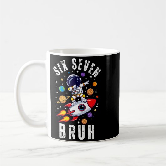 Mug 67 Meme Astronaut Dabbing In Space Funny Six Seven (Gauche)