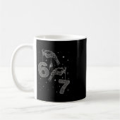 Mug 67 Meme Skeleton Hand Funny Halloween Six Seven Te (Gauche)