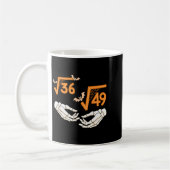 Mug 6 7 Halloween Math Racine Carrée 67 Meme Gen Alpha (Gauche)