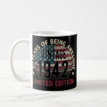 Mug 80e anniversaire du poison de Vintage 1942 80 Year<br><div class="desc">80e Birthday Venin Vintage 1942 80 Years Old Usa Flag Venin. Parfait pour papa,  maman,  papa,  men,  women,  friend et family members on Thanksgiving Day,  Christmas Day,  Mothers Day,  Fathers Day,  4th of July,  1776 Independent Day,  Vétérans Day,  Halloween Day,  Patrick's Day</div>