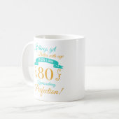 Mug 80e anniversaire mieux avec l'âge (Devant gauche)