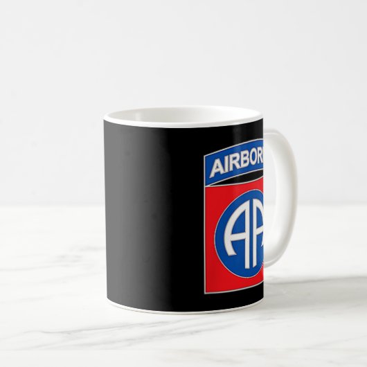 Mug 82e division aéroportée (Devant droit)