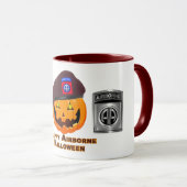 Mug 82e division aéroportée - Happy Airborne Halloween (Devant droit)