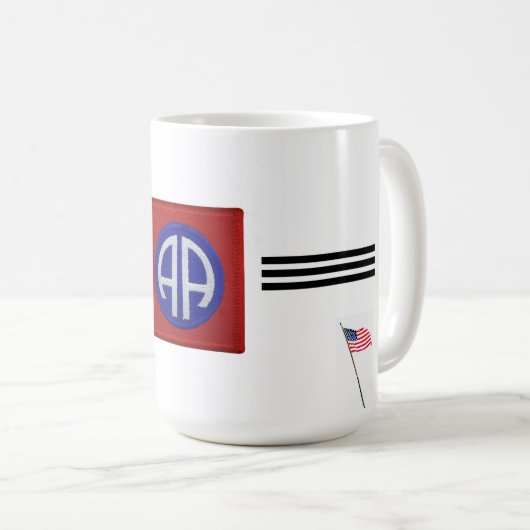Mug 82e Patch d'Airbourne (Devant droit)