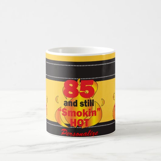 Mug 85 et toujours Smokin chauds - 85th anniversaire (Centre)
