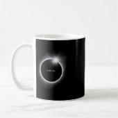 Mug 8 Éclipse solaire totale 2024 (Gauche)
