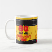 Mug 90 et toujours anniversaire chaud de Smokin | (Gauche)