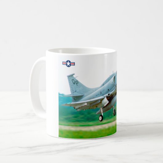 MUG A-4M SKYHAWK II (Devant gauche)