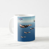 MUG A-6E (Devant gauche)