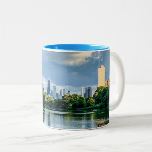 Mug à café à deux tons de Chicago Skyline (Devant droit)