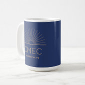 Mug à café CMEC - 15 oz, marine avec pêche (Devant gauche)