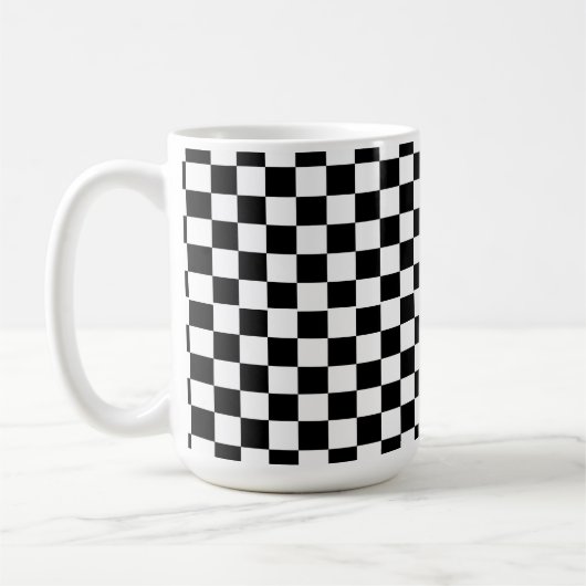 Mug à damiers avec le nom personnalisé (Gauche)