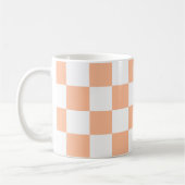 Mug à damiers carré pêche orange blanc géométrique (Gauche)