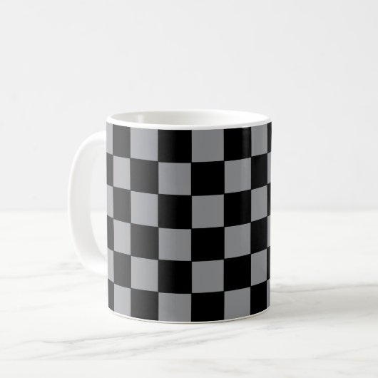 Mug à damiers gris et noir (Devant gauche)