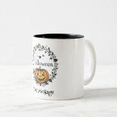 Mug à deux tons de Citrouille d'Halloween personna (Devant droit)