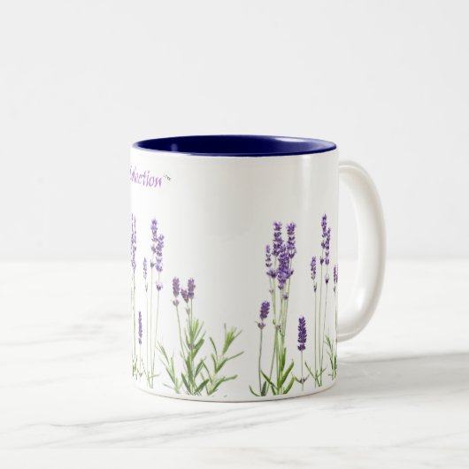 Mug à deux tons de lavande (Devant droit)