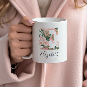 Mug à l'aquarelle florale initiale - E