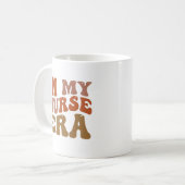 Mug À Mon Ère d'Infirmière Rétro Typographie Ondulée (Devant gauche)