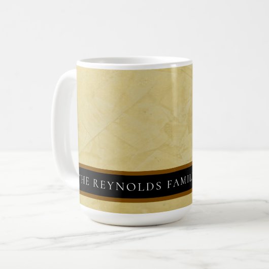 Mug à monogramme avec bande noire et plâtre jaune  (Devant gauche)