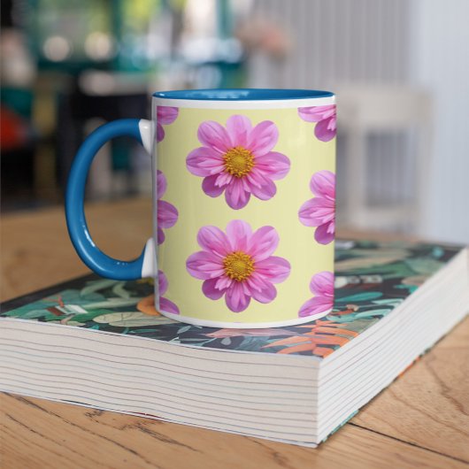 Mug à motif de dahlia rose