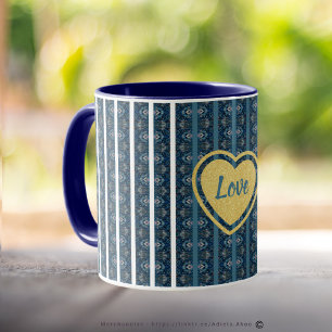 Mug à rayures bleues par la poète Adiela Akoo