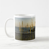 Mug À Travers La Boue De Café D'Avoine De Mer (Gauche)
