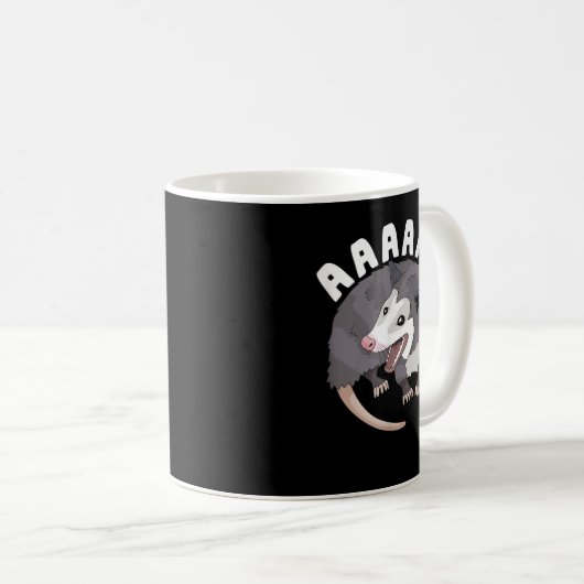 Mug AAAA hurlant Opossum Stress Possum Drôle Dan (Devant droit)