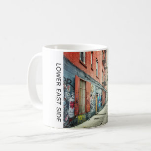 Mug Abaissez le graffiti de côté est, New York City