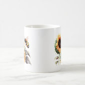Mug Abee Parmi Les Tiges De Fleurs De Soleil (Centre)