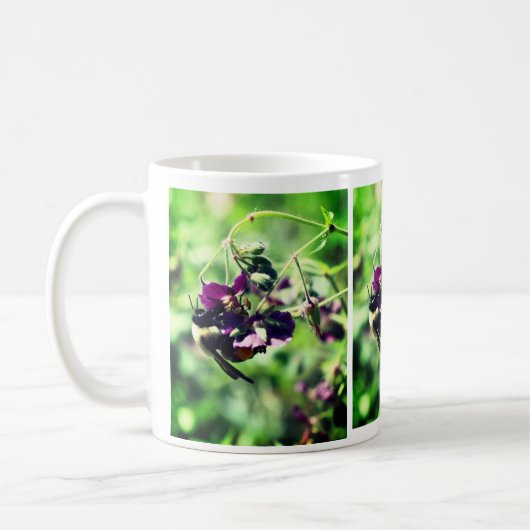 Mug Abeille Avec Pollen Sur Fleur (Gauche)