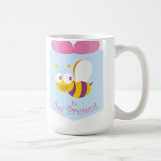 Mug Abeille dans le présent