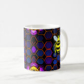 Mug Abeille de miel néon vibrante avec Hexagonal Abstr (Devant droit)
