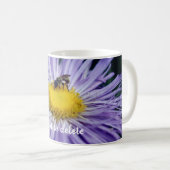 Mug Abeille Sur Fleur Faisée Violet Personnalisée (Devant droit)