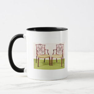 Mug Acajou de Chippendale dinant des chaises