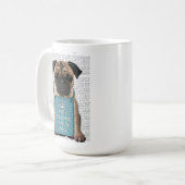 Mug Accrocher un Carlin (Devant gauche)