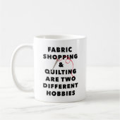 Mug Achats de tissus et quilting 2 hobbies différents (Gauche)