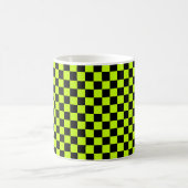 Mug Acid green black checkerboard pattern (Centre)