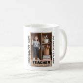 Mug Action de l'enseignant Figure AI Style poupée en b (Devant droit)