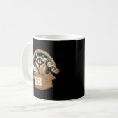 Mug Adopter Chats Interdits Dans Box Raccoon Skunks Po (Devant gauche)
