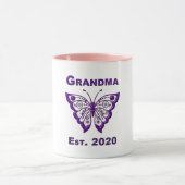 Mug Adorable papillon grand-mère "Est 2020" (Centre)