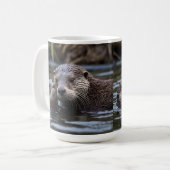 Mug **"Adrift in Love : Mummy and Baby Otter"** (Devant gauche)