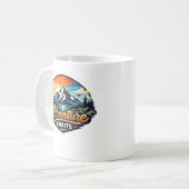 Mug Adventure Awaits – Mountain Landscape Outdoor  (Devant gauche)