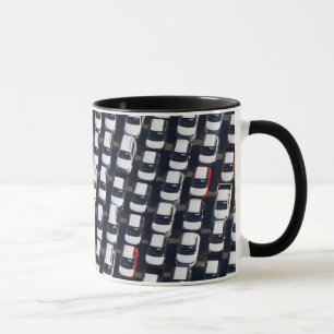 Mug Aérien au-dessus du lot de voitures