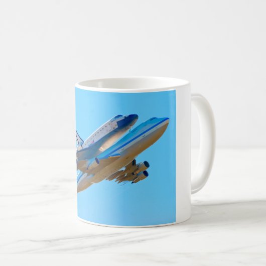 MUG AÉRONEF DE TRANSPORTEUR DE NAVETTE SPATIALE (Devant droit)